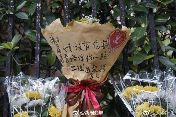 镜报：曼联前往美国进行季前赛，球队需要适应当地高温和潮湿环境